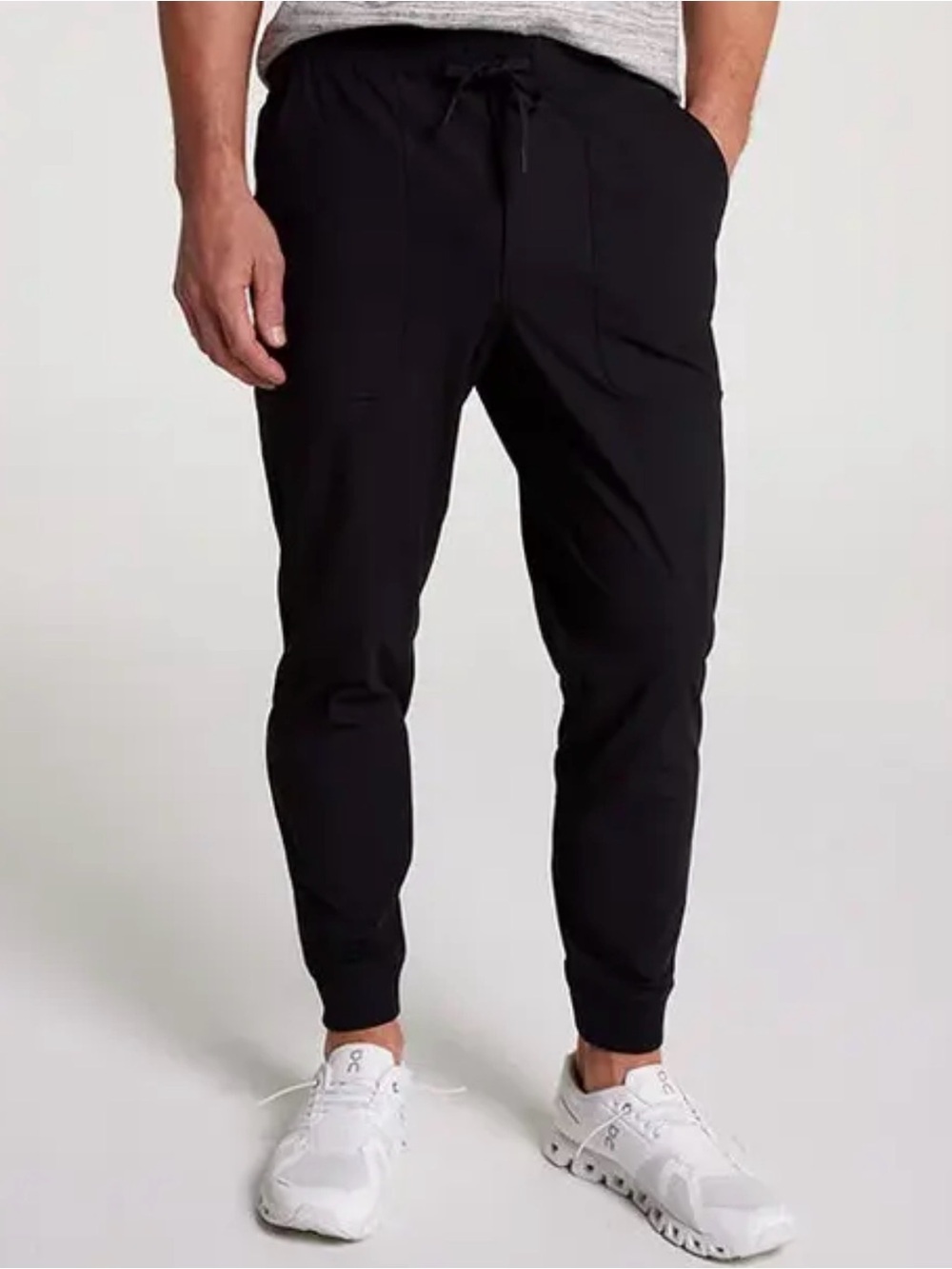 VRST Men's Limitless Performance Slim Fit Tapered Pant